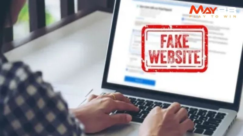 Anh em nên kiên nhẫn chờ đợi nhà cái bảo trì xong thay vì truy cập vào các đường dẫn lạ